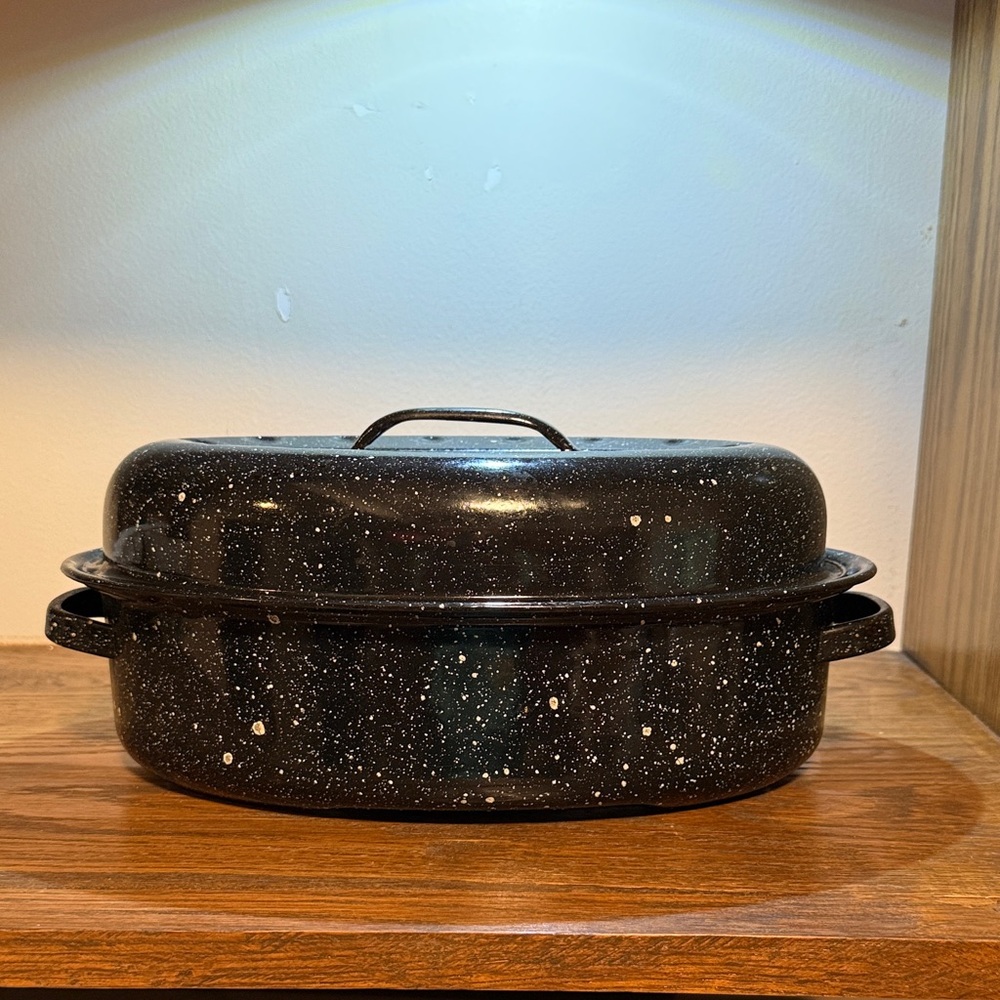 Speckled Black Roasting Pan